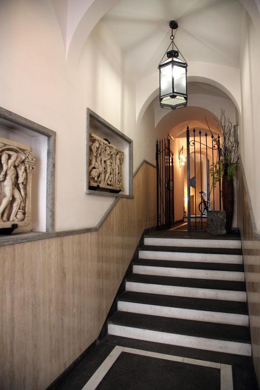 Angel's House * Rome